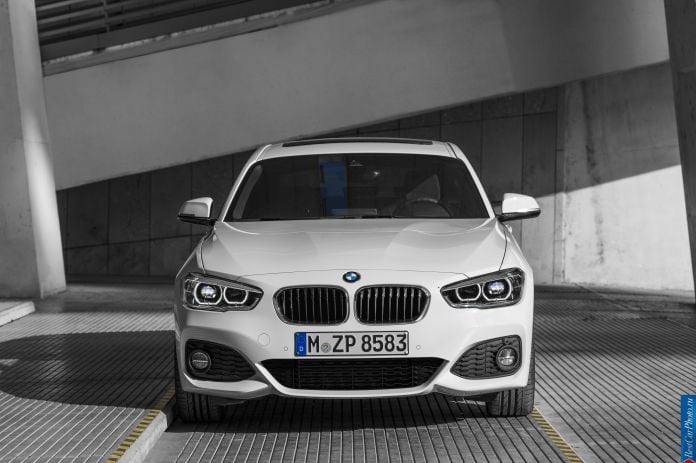 2015 BMW 1-Series M Sport - фотография 34 из 61