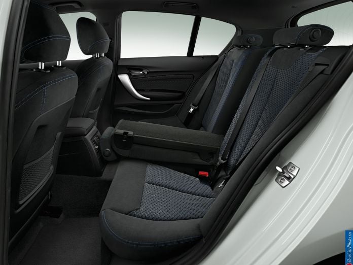 2015 BMW 1-Series M Sport - фотография 52 из 61 2015 BMW 1-Series M Sport - фотография 52 из 61