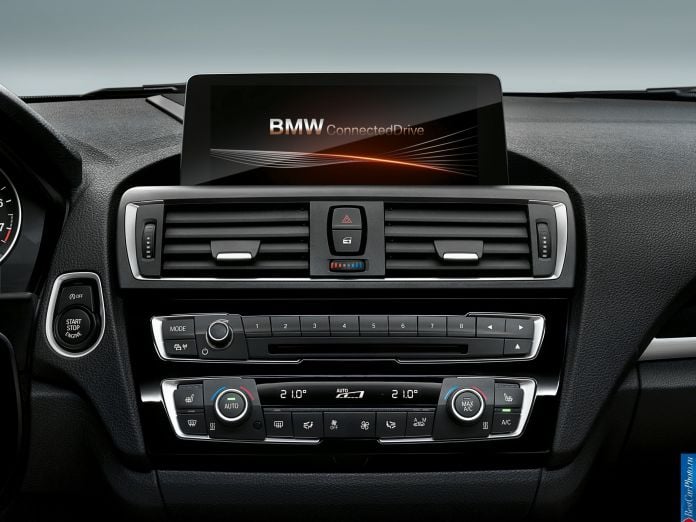 2015 BMW 1-Series M Sport - фотография 58 из 61 2015 BMW 1-Series M Sport - фотография 58 из 61