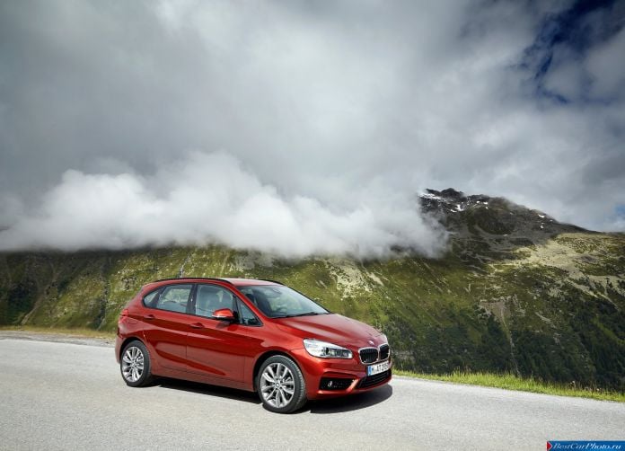 2015 BMW 2-Series Active Tourer - фотография 3 из 158