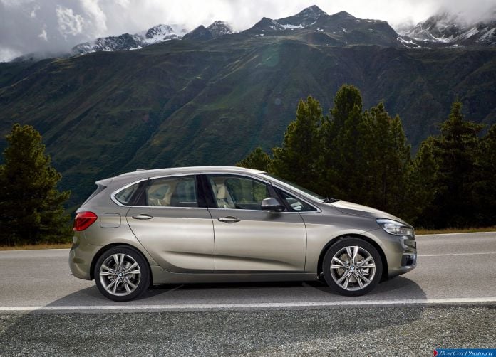 2015 BMW 2-Series Active Tourer - фотография 16 из 158