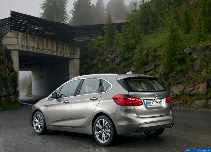 2015 BMW 2-Series Active Tourer - фотография 46 из 158