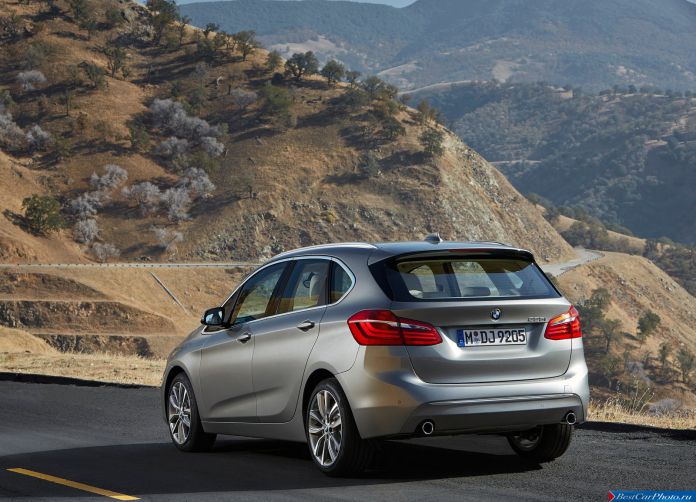 2015 BMW 2-Series Active Tourer - фотография 57 из 158 2015 BMW 2-Series Active Tourer - фотография 57 из 158
