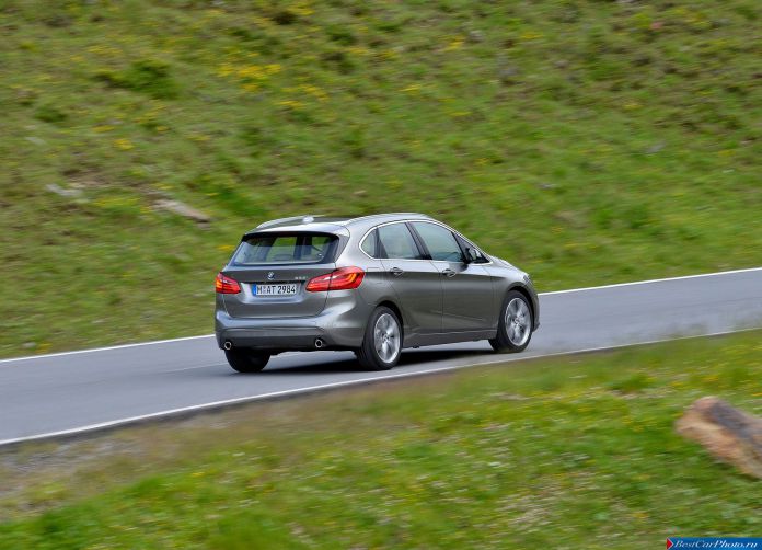 2015 BMW 2-Series Active Tourer - фотография 77 из 158