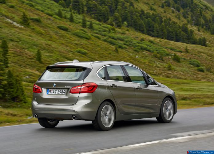 2015 BMW 2-Series Active Tourer - фотография 79 из 158 2015 BMW 2-Series Active Tourer - фотография 79 из 158