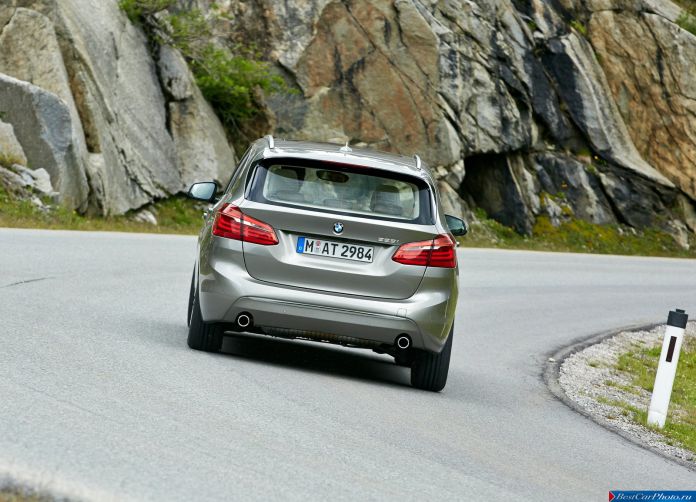 2015 BMW 2-Series Active Tourer - фотография 102 из 158 2015 BMW 2-Series Active Tourer - фотография 102 из 158