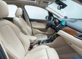 bmw_2015_2-series_active_tourer_180.jpg