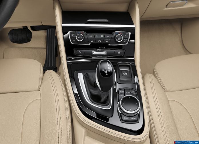 2015 BMW 2-Series Active Tourer - фотография 118 из 158 2015 BMW 2-Series Active Tourer - фотография 118 из 158