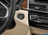 bmw_2015_2-series_active_tourer_187.jpg
