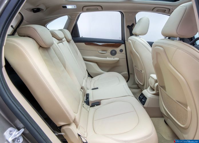 2015 BMW 2-Series Active Tourer - фотография 124 из 158