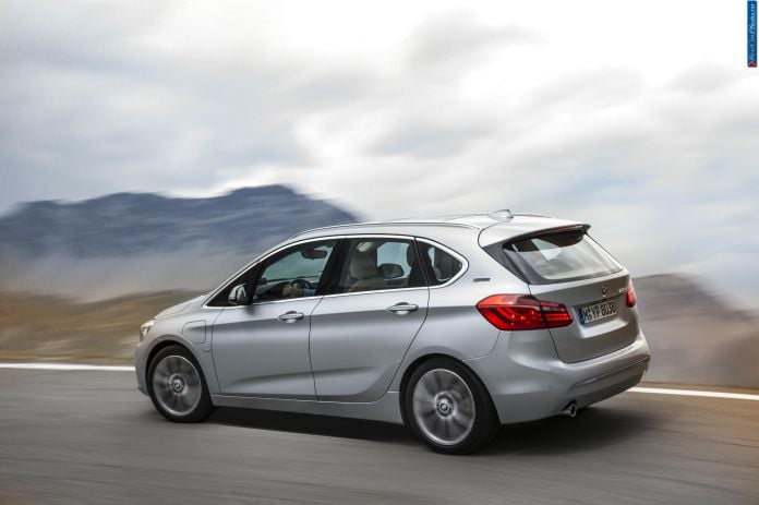 2015 BMW 225XE Active Tourer - фотография 6 из 56 2015 BMW 225XE Active Tourer - фотография 6 из 56