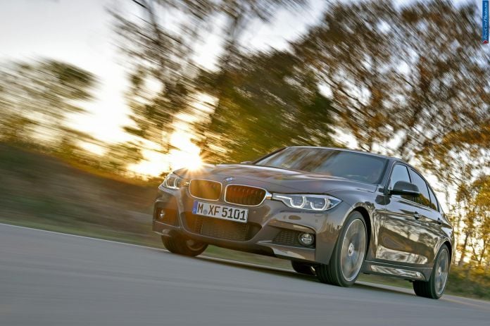 2015 BMW 3-Series - фотография 6 из 15
