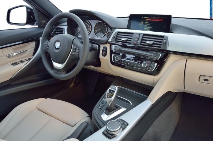 2015 BMW 3-Series - фотография 14 из 15