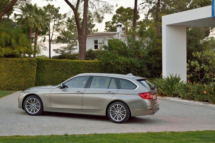 2015 BMW 3-Series Touring - фотография 4 из 15 2015 BMW 3-Series Touring - фотография 4 из 15