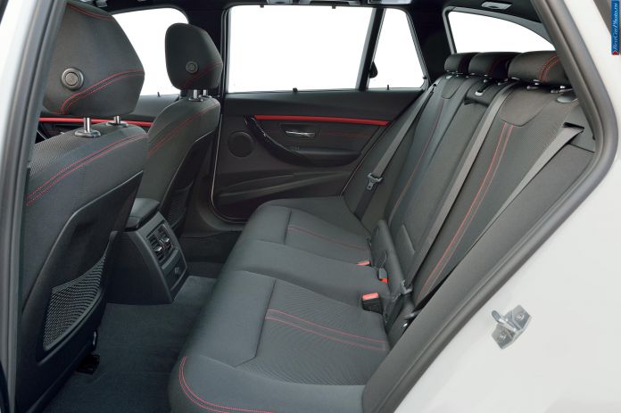 2015 BMW 3-Series Touring - фотография 12 из 15 2015 BMW 3-Series Touring - фотография 12 из 15
