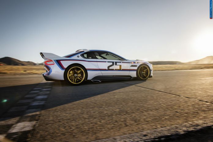 2015 BMW 3.0 CSL Hommage R Concept - фотография 8 из 57 2015 BMW 3.0 CSL Hommage R Concept - фотография 8 из 57