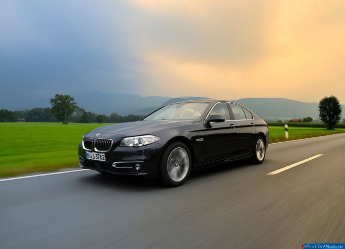 2015 BMW 518d - фотография 8 из 20