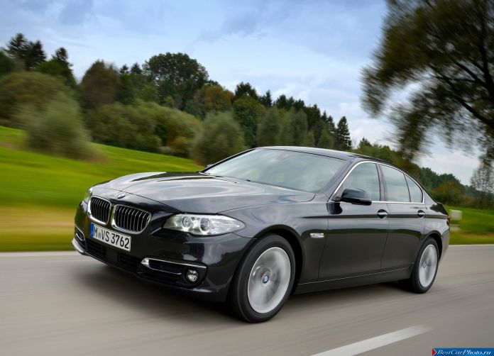 2015 BMW 518d - фотография 14 из 20 2015 BMW 518d - фотография 14 из 20