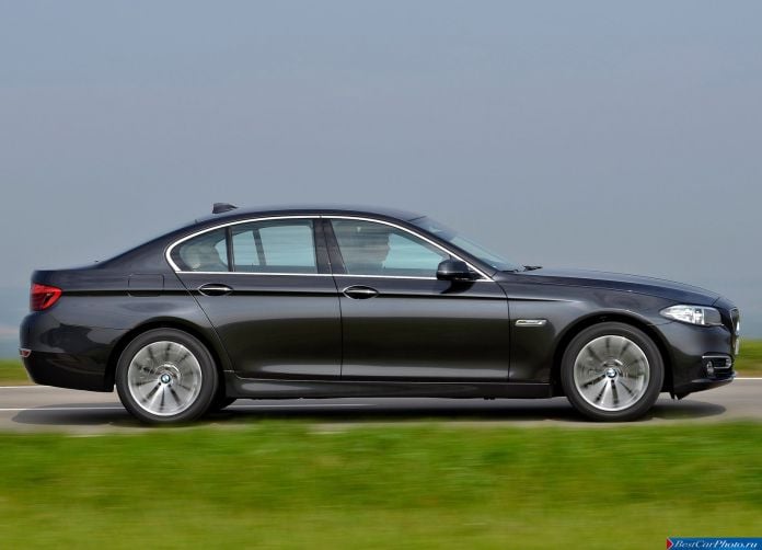 2015 BMW 518d - фотография 18 из 20 2015 BMW 518d - фотография 18 из 20