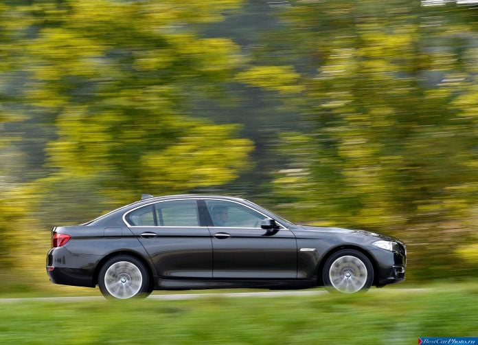 2015 BMW 518d - фотография 20 из 20 2015 BMW 518d - фотография 20 из 20