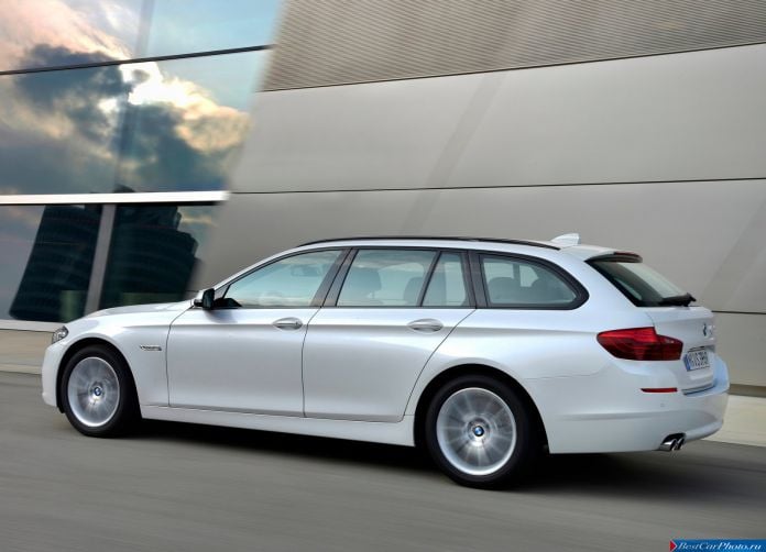 2015 BMW 520d Touring - фотография 25 из 44 2015 BMW 520d Touring - фотография 25 из 44