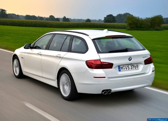 2015 BMW 520d Touring - фотография 27 из 44