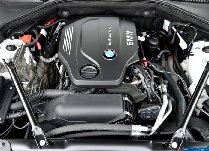 2015 BMW 520d Touring - фотография 42 из 44 2015 BMW 520d Touring - фотография 42 из 44