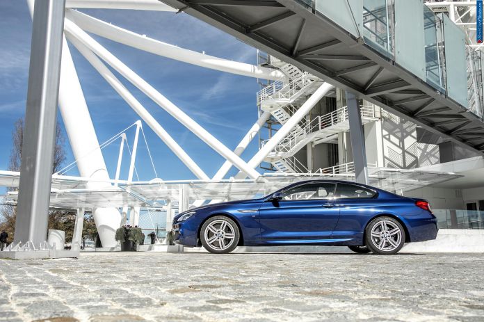 2015 BMW 6-Series Coupe - фотография 25 из 64 2015 BMW 6-Series Coupe - фотография 25 из 64