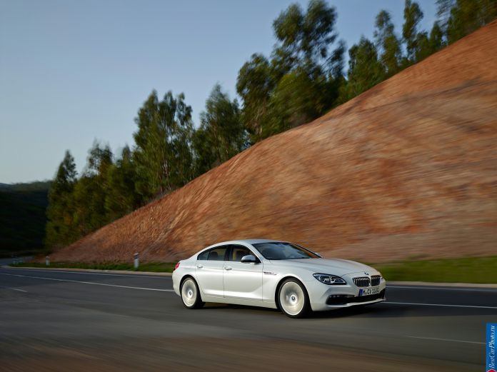 2015 BMW 6-Series Gran Coupe - фотография 4 из 29