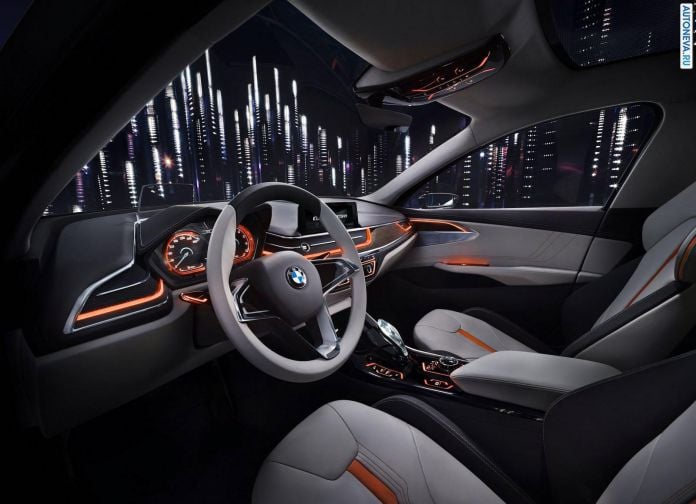 2015 BMW Compact Sedan Concept - фотография 12 из 23