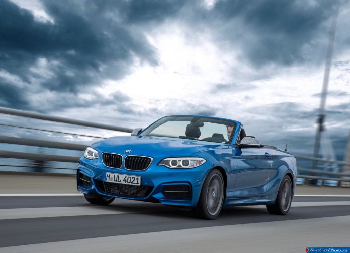 2015 BMW M235i Convertible - фотография 6 из 22