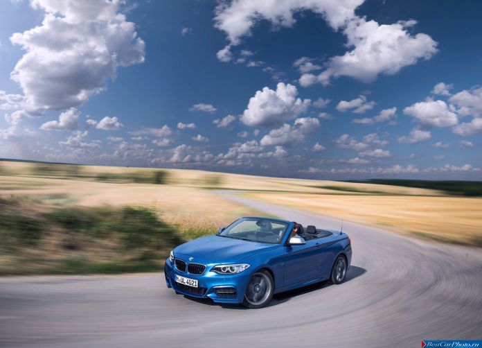 2015 BMW M235i Convertible - фотография 7 из 22
