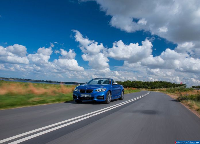 2015 BMW M235i Convertible - фотография 10 из 22 2015 BMW M235i Convertible - фотография 10 из 22