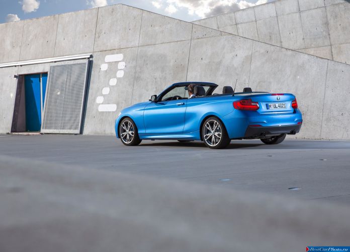 2015 BMW M235i Convertible - фотография 16 из 22 2015 BMW M235i Convertible - фотография 16 из 22