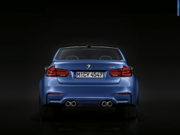 2015 BMW 3-Series M - фотография 2 из 3 2015 BMW 3-Series M - фотография 2 из 3