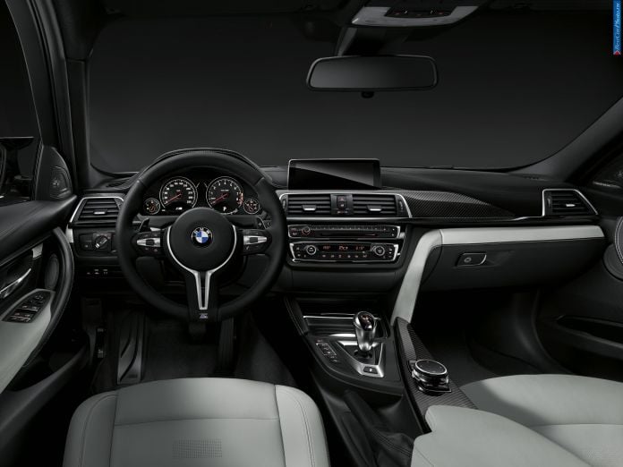 2015 BMW 3-Series M - фотография 3 из 3 2015 BMW 3-Series M - фотография 3 из 3