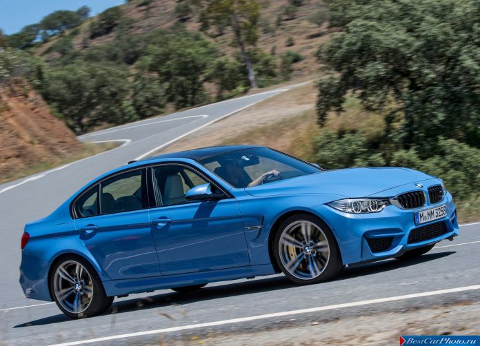 2015 BMW M3 Sedan - фотография 14 из 89