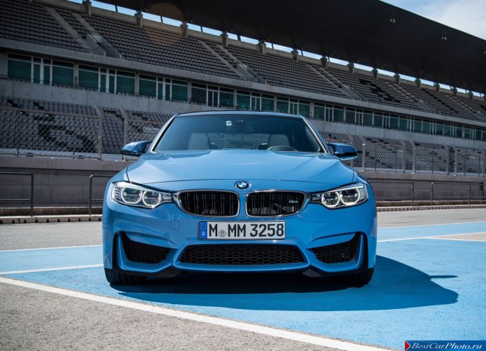 2015 BMW M3 Sedan - фотография 48 из 89