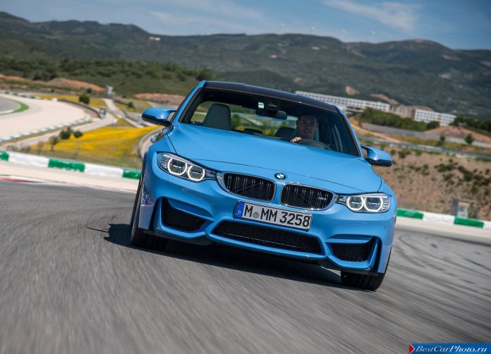 2015 BMW M3 Sedan - фотография 51 из 89