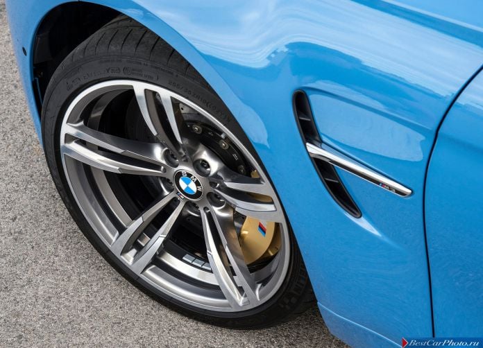 2015 BMW M3 Sedan - фотография 88 из 89
