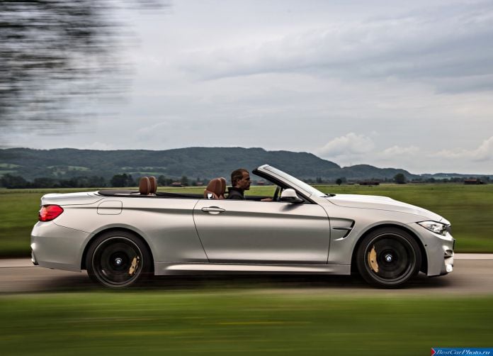 2015 BMW M4 Convertible - фотография 108 из 252