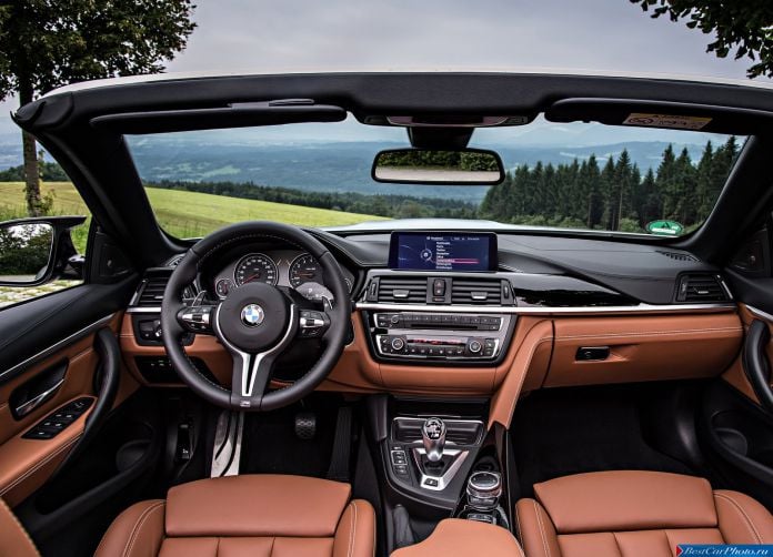 2015 BMW M4 Convertible - фотография 184 из 252