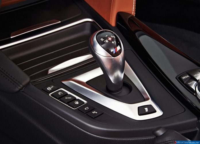 2015 BMW M4 Convertible - фотография 205 из 252
