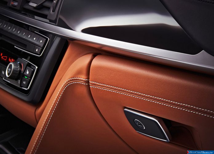 2015 BMW M4 Convertible - фотография 211 из 252