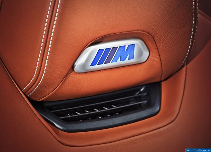2015 BMW M4 Convertible - фотография 212 из 252