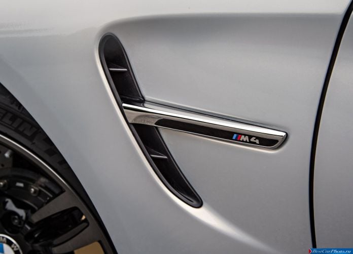 2015 BMW M4 Convertible - фотография 238 из 252