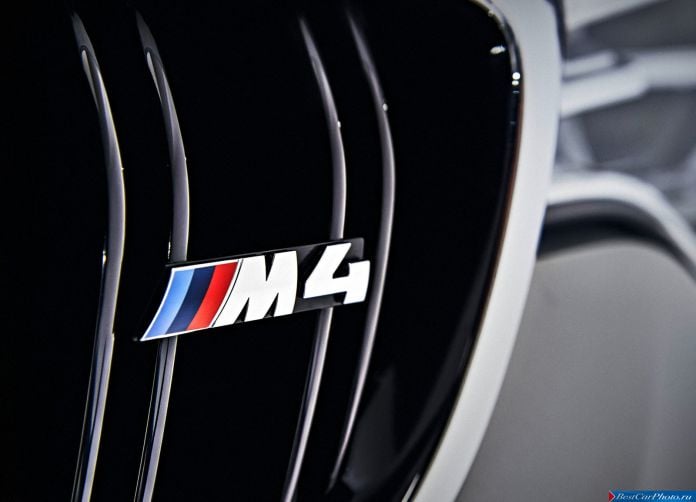 2015 BMW M4 Convertible - фотография 241 из 252