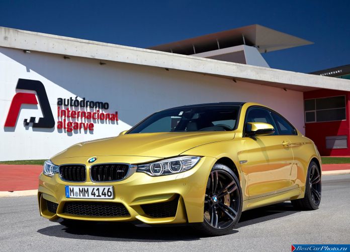 2015 BMW M4 Coupe - фотография 1 из 110 2015 BMW M4 Coupe - фотография 1 из 110