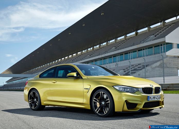2015 BMW M4 Coupe - фотография 2 из 110