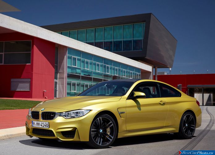 2015 BMW M4 Coupe - фотография 4 из 110 2015 BMW M4 Coupe - фотография 4 из 110